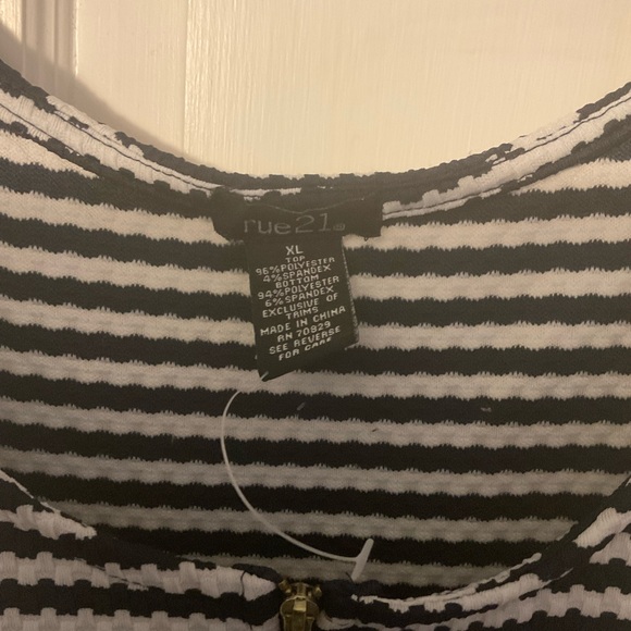 Rue21 dress - Picture 3 of 4